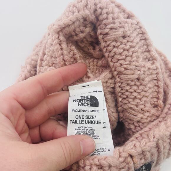 The North Face Womens Cable Knit Winter Beanie Stocking Hat Cap Pink OSFA - Picture 5 of 5